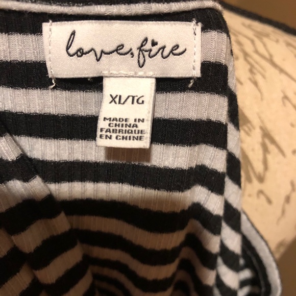 Striped Women’s top - Picture 3 of 4